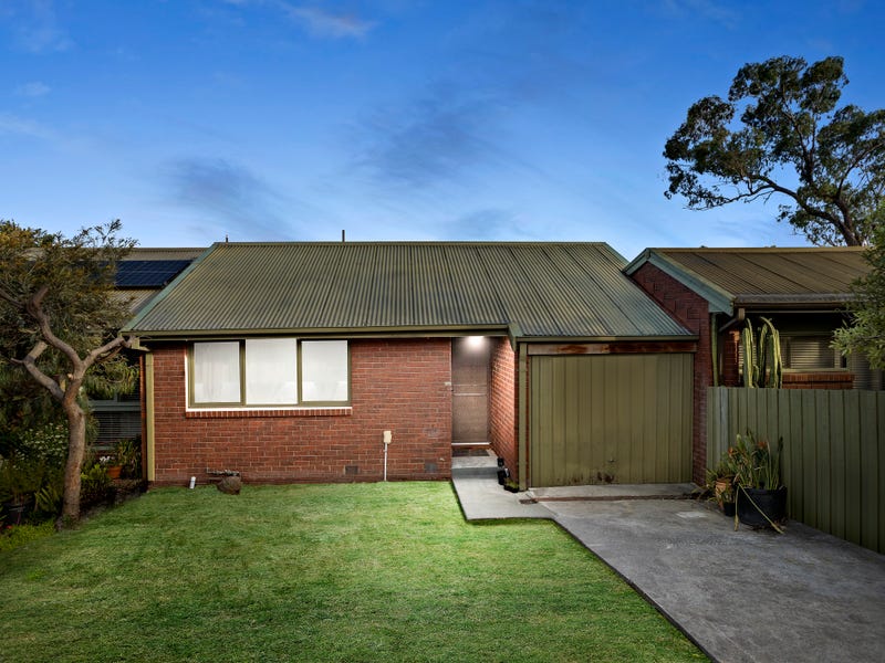 2/24 Oak Park Drive, Chadstone, Vic 3148 Property Details