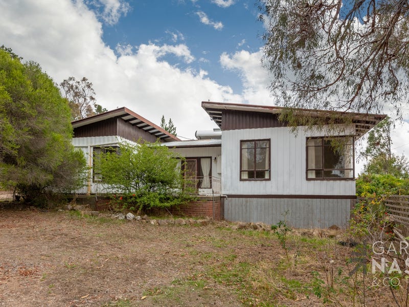 32 Adams Road, Wangandary, Vic 3678 Property Details