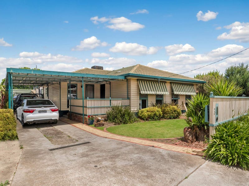 3 Symonds Street, Golden Square, VIC 3555