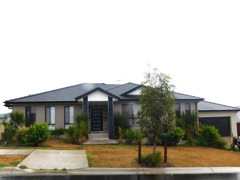 86 Commelina Drive, Mount Annan, NSW 2567