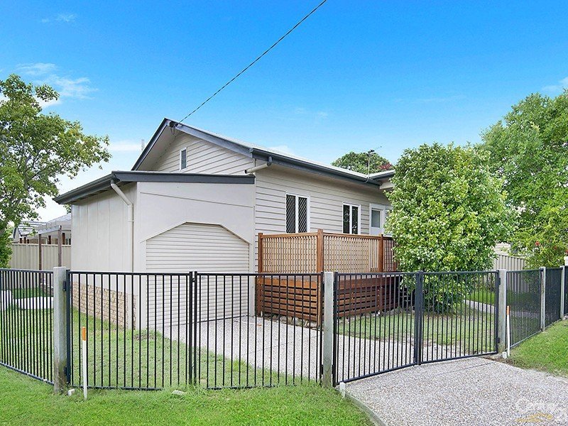 12 Frank Street, Scarborough, Qld 4020 Property Details