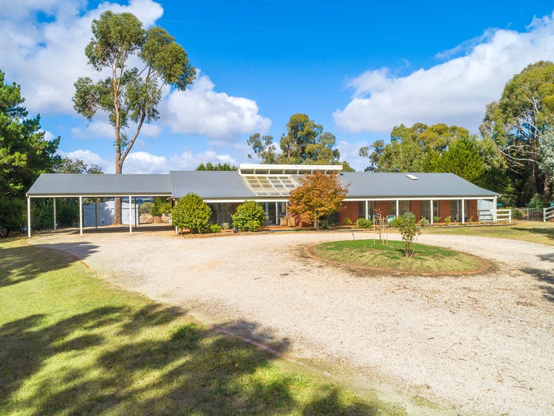 35 Golf House Lane, Lancefield, VIC 3435