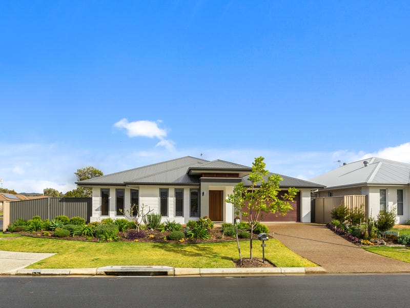 1 Toormina Court, Pottsville, NSW 2489 Property Details