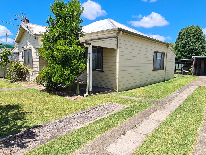 108 Commerce Street, Taree, NSW 2430