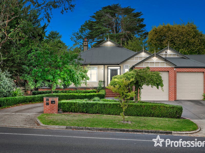 128 Pembroke Road, Mooroolbark, Vic 3138 Property Details