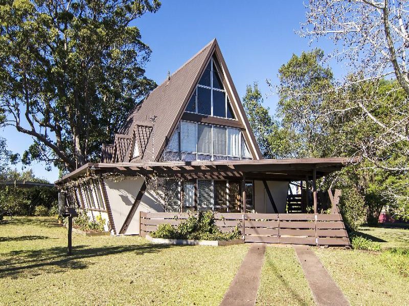24 Tourist Road East Toowoomba Qld 4350 Property Details