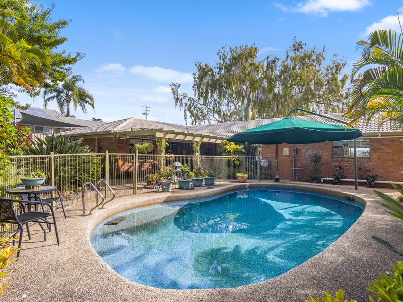 Houses for Sale in St Andrews Dr, Tewantin, QLD 4565