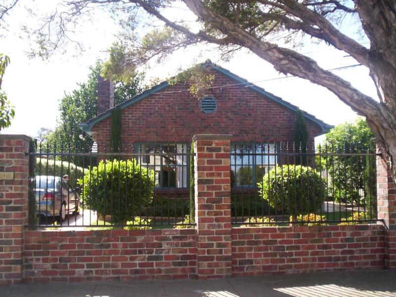 2 Studley Road, Brighton East, VIC 3187 2 Studley Road, Brighton East, VIC 3187