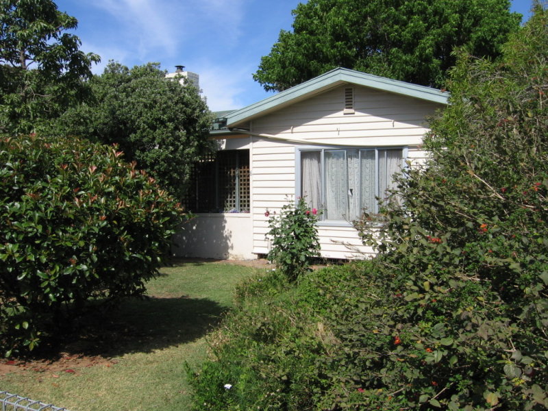 6 Hopetoun Street, Rochester, Vic 3561 Property Details