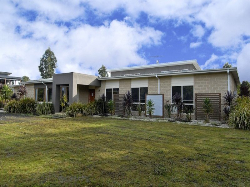 16 Ocean Acres Drive, Torquay, Vic 3228 Property Details