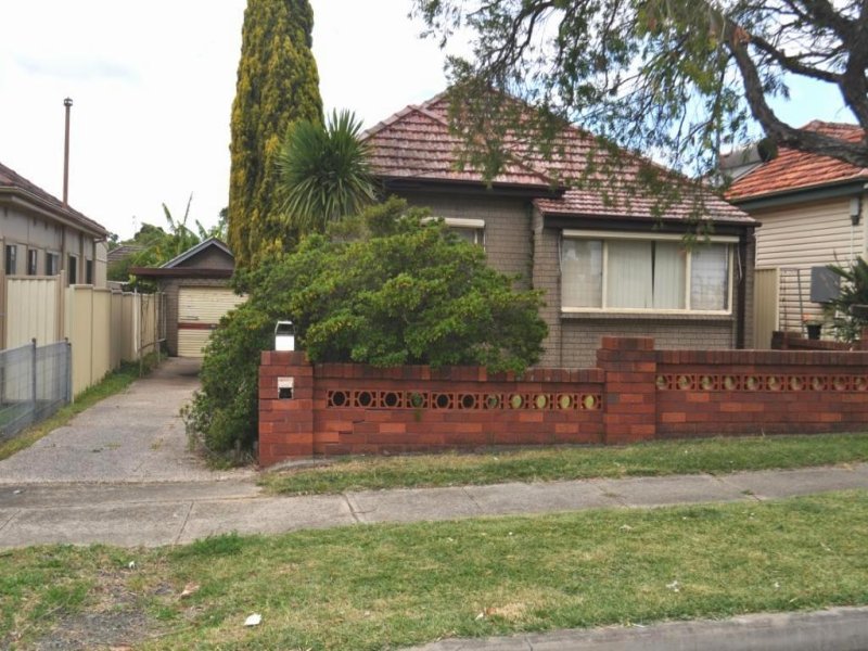 35 McMahon Road, Yagoona, NSW 2199 Property Details