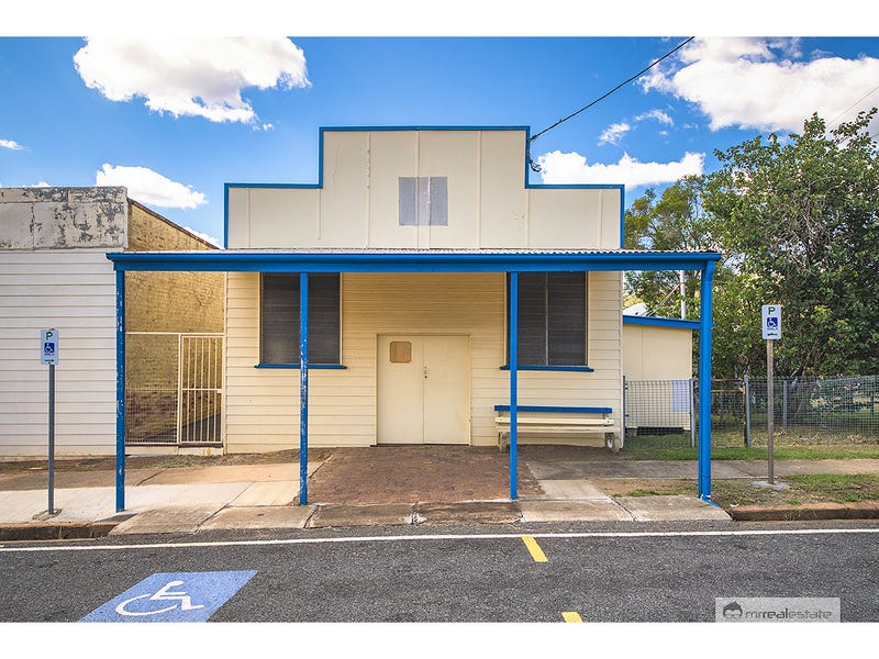 127 East Street, Mount QLD 4714