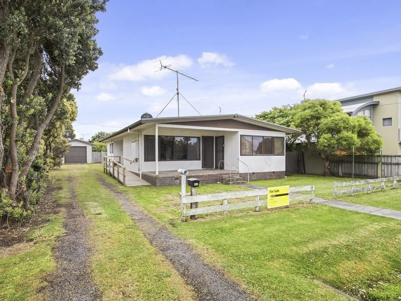 12 Noel Street, Apollo Bay, VIC 3233