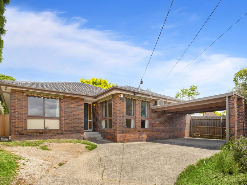218 Outlook Drive, Dandenong North, VIC 3175