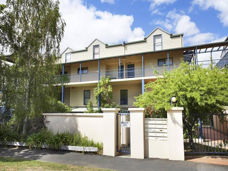 26/11 River Street, Richmond, Vic 3121 Property Details