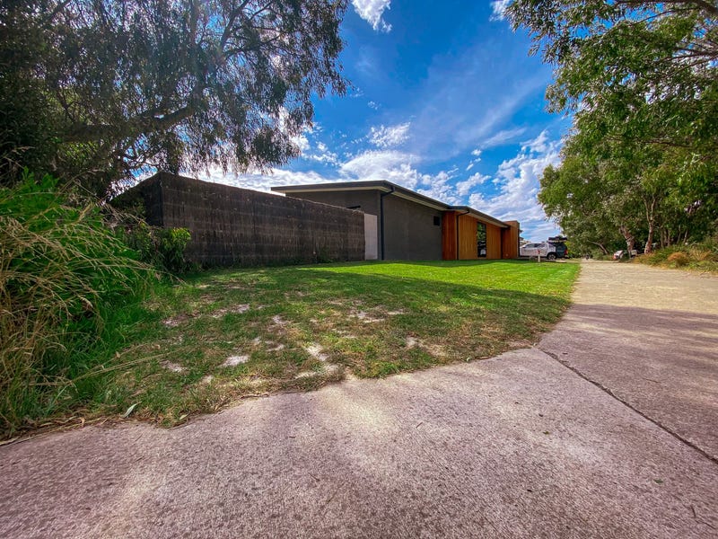 1 Carter Road, Armstrong Creek, VIC 3217