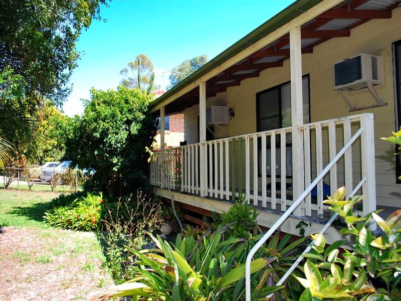 100 Road, Beachmere, QLD 4510