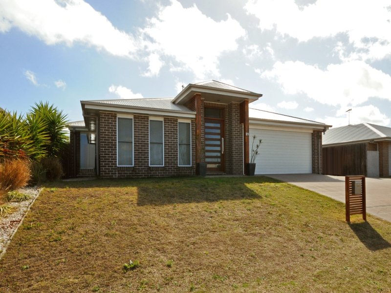 21 Kurrawa Cres, Glenvale, QLD 4350
