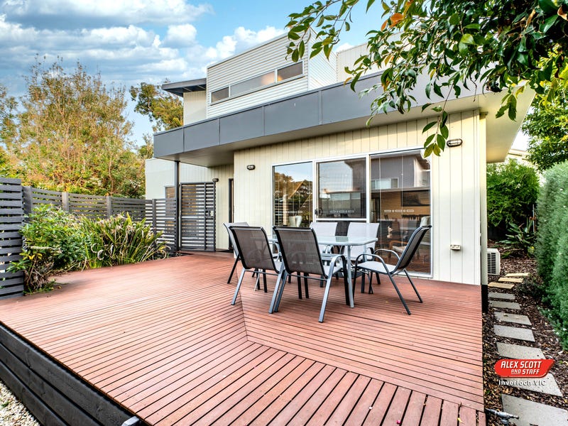 2/13 Golf Street, Inverloch, Vic 3996 Property Details