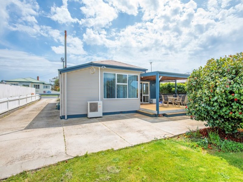 28 Falmouth Street, Somerset, Tas 7322