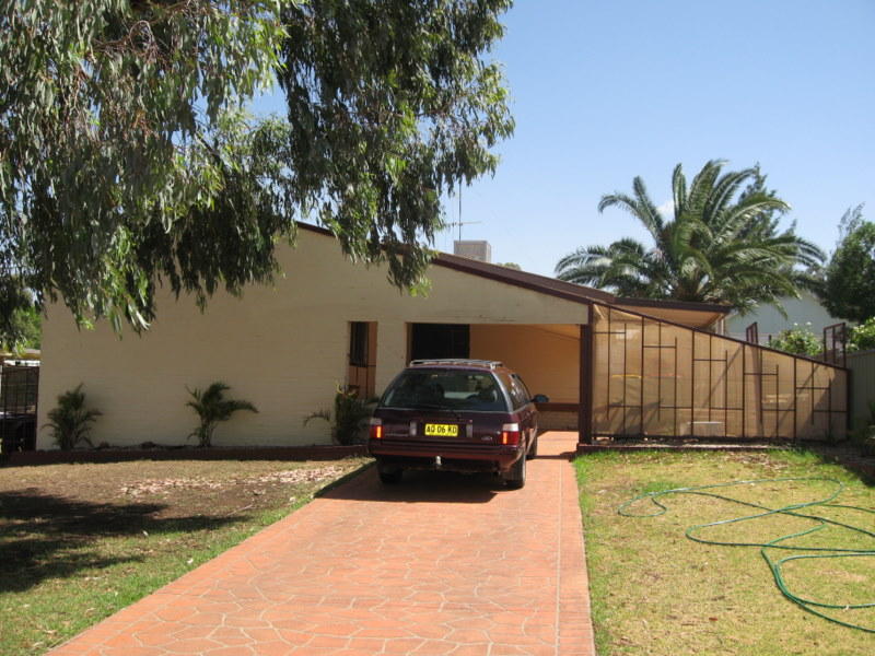 112 Mitchell Street, Parkes, NSW 2870 Property Details