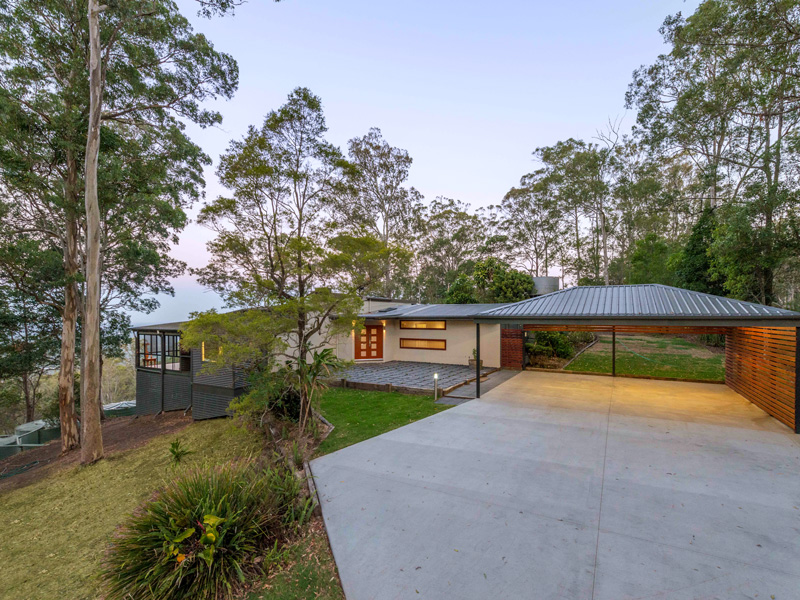 1350 Mount Nebo Road, Jollys Lookout, QLD 4520
