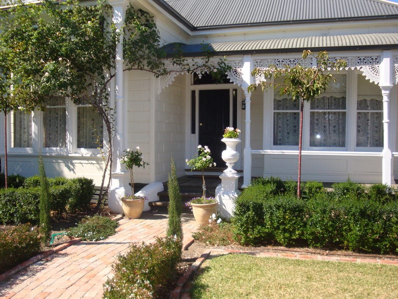 33 Panton Street, Golden Square, VIC 3555