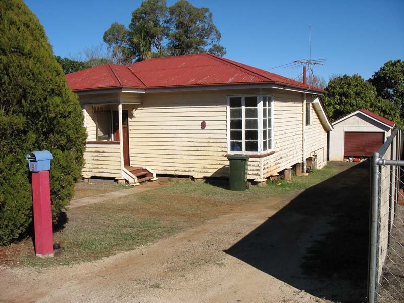 9 Fitzroy Street, Kingaroy, Qld 4610