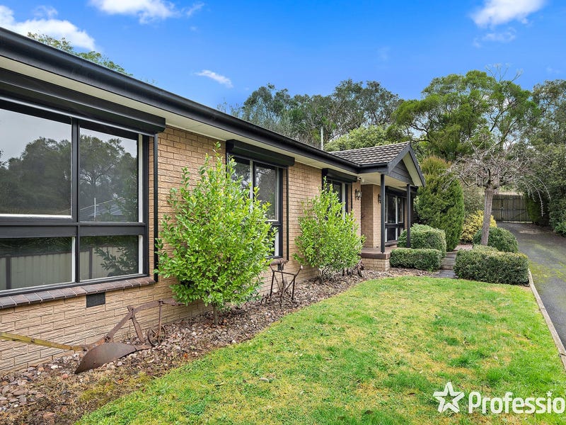 631 Warburton Highway, Seville, Vic 3139 House for Sale realestate
