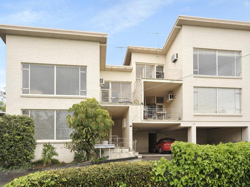 14/33 Stawell Street, Kew, Vic 3101 Property Details