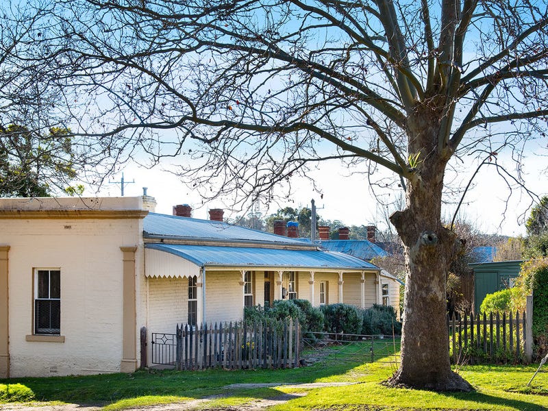 1 Doveton Street, Castlemaine, Vic 3450 Property Details