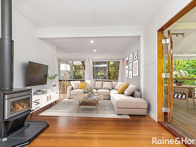 15 Edenvale Street, Oxley, QLD 4075