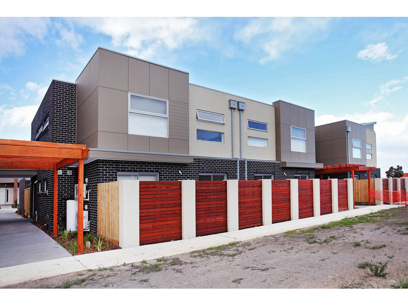 1/5 Thomas Carr Dve, Tarneit, Vic 3029 Property Details