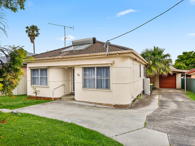 33 Kingston Street, Oak Flats, NSW 2529