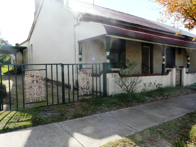 181 Stewart Street, Bathurst, NSW 2795 Property Details
