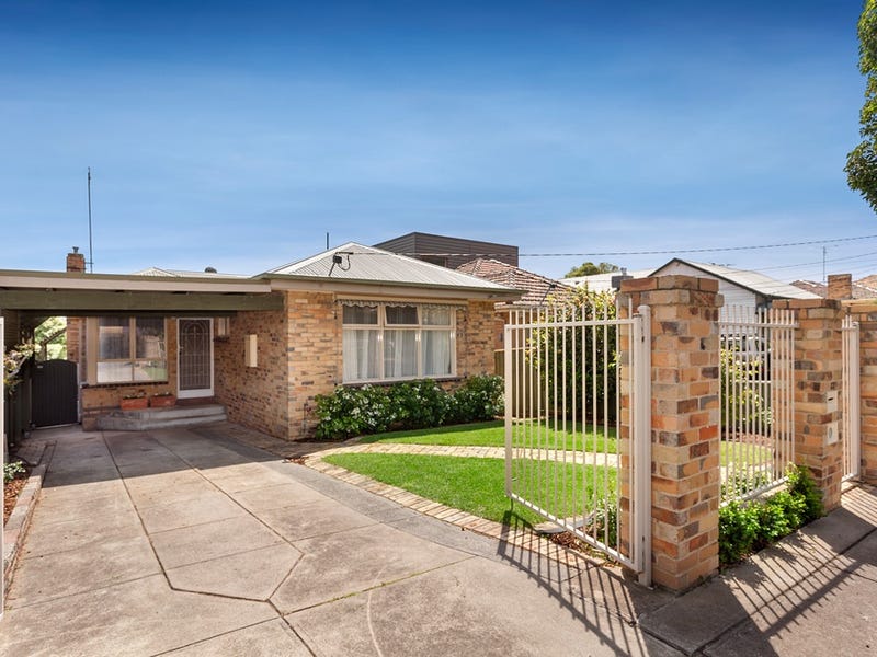 33 Bradshaw Street, Essendon, VIC 3040