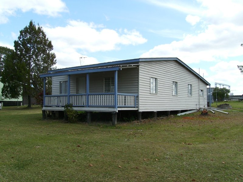 Property 111425875, Tiaro, Qld 4650 Property Details