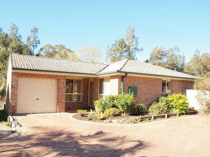 7 Oakhampton Court, Toronto, NSW 2283