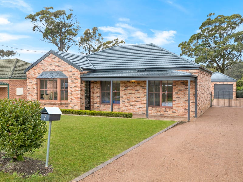 7 Renwick Drive, Mittagong, NSW 2575 House for Sale
