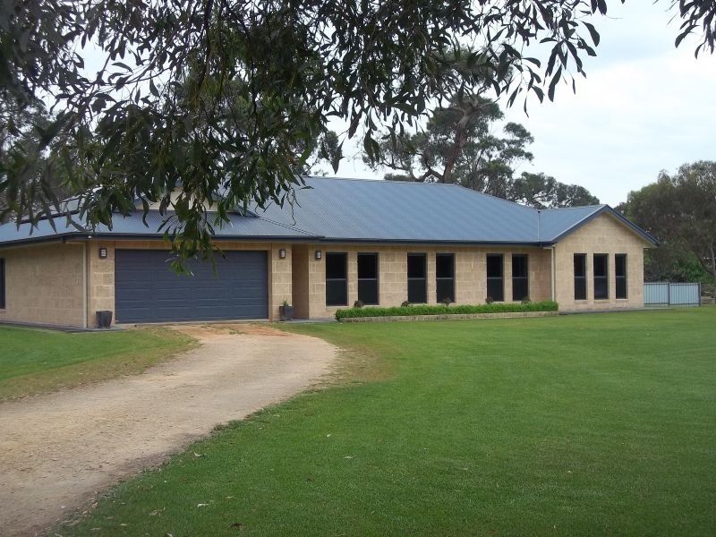 Property 112166367, Millicent, SA 5280 Property Details