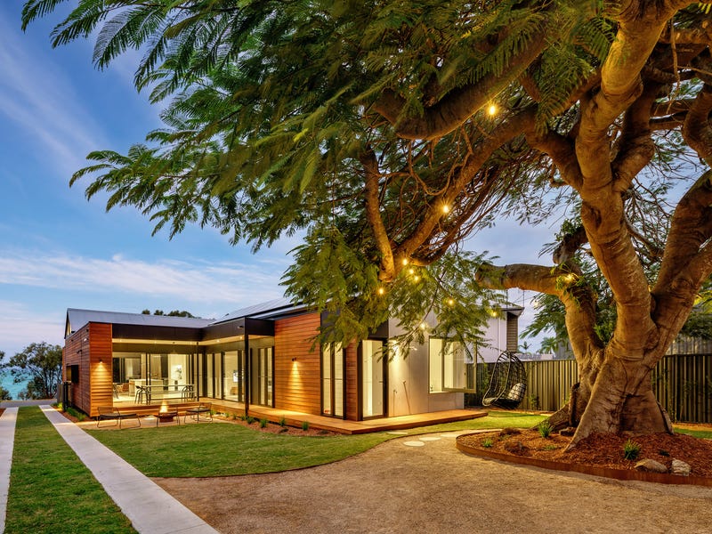 160 Esplanade, Point Vernon, QLD 4655