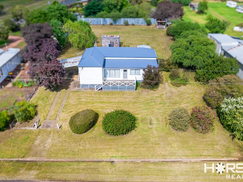 4 Railway Street, Balmoral, Vic 3407 Property Details