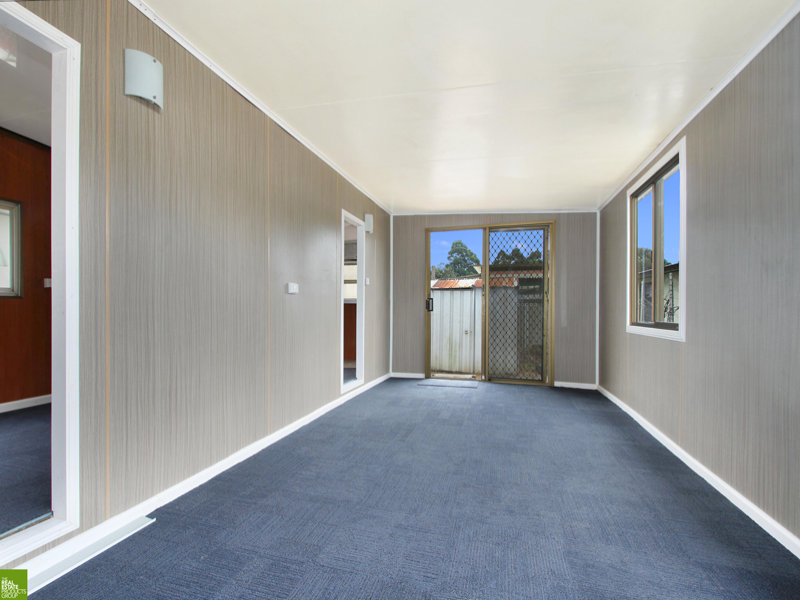 49/4 Woodrow Place, Figtree, NSW 2525 Property Details