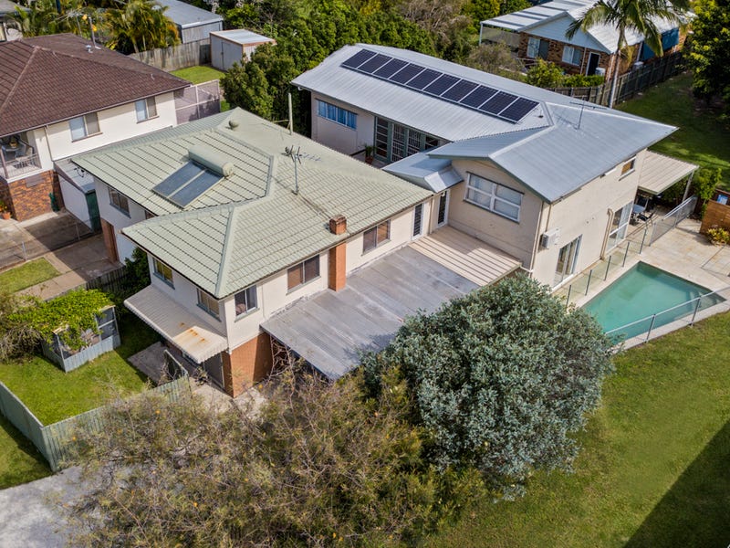 16 Samantha Street Wynnum West Qld 4178