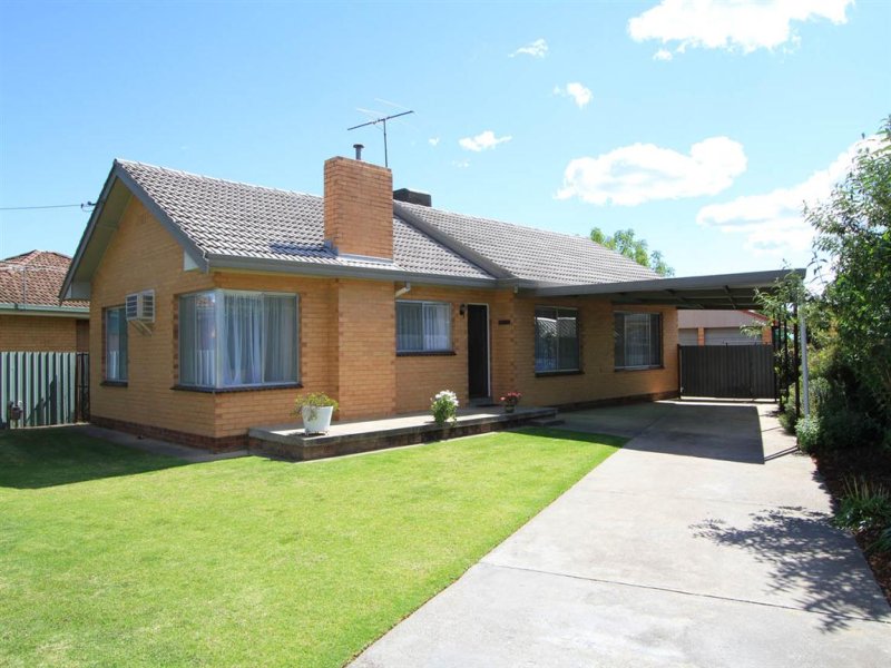 479 Kotthoff Street, Lavington, NSW 2641 Property Details