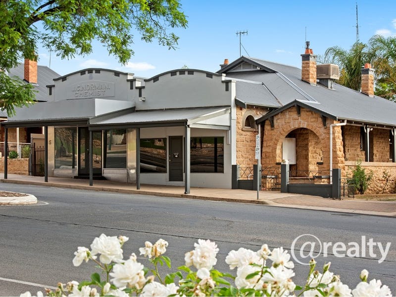 5 Peake Terrace, Waikerie, SA 5330 House for Sale