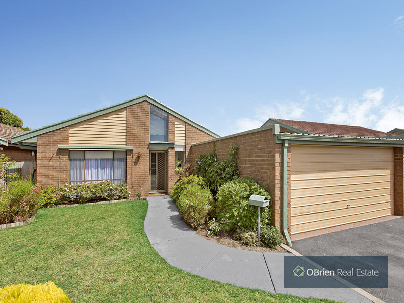 10 Everest Drive, Cheltenham, Vic 3192 Property Details