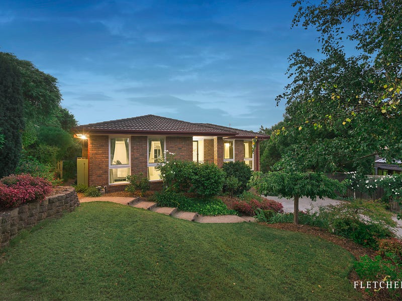 4 Dyson Court, Mooroolbark, VIC 3138