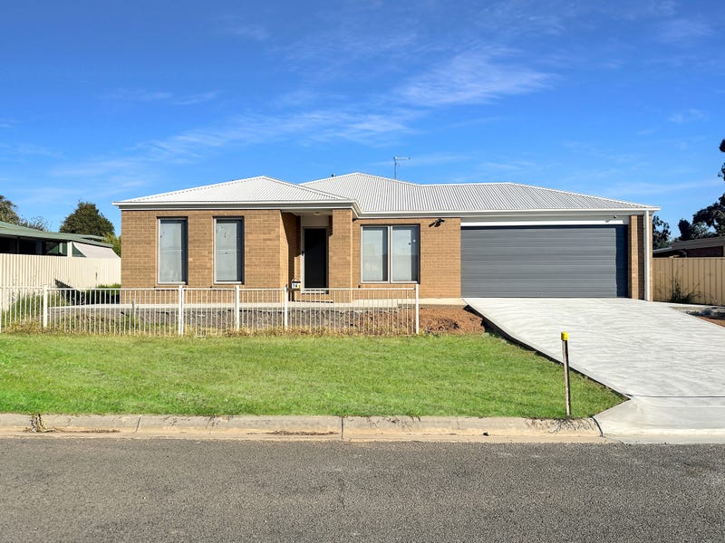 1/16 Marshall Street, Maryborough, Vic 3465 House for Sale