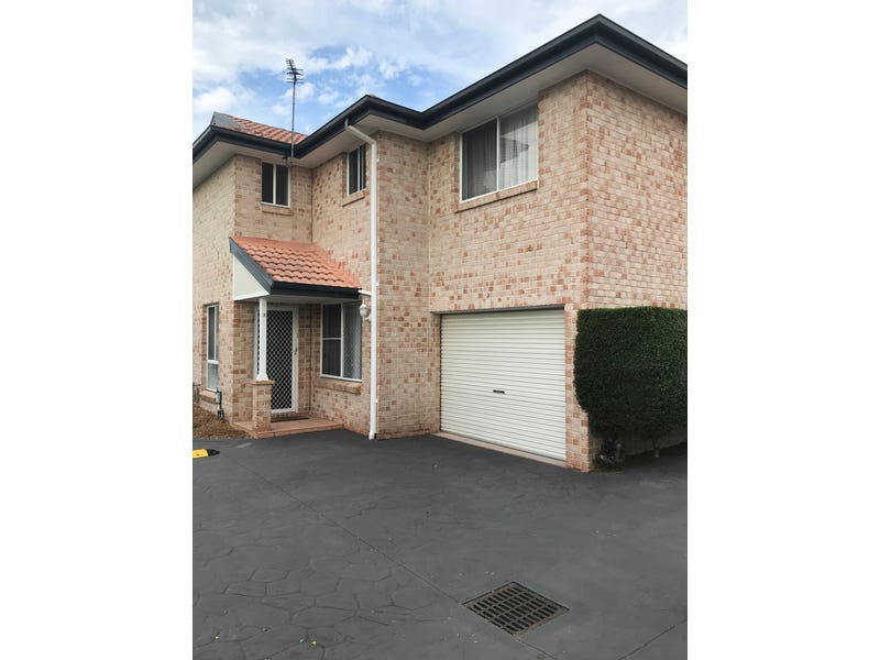 3 58 Peterborough Avenue Lake Illawarra Nsw 2528 Townhouse For